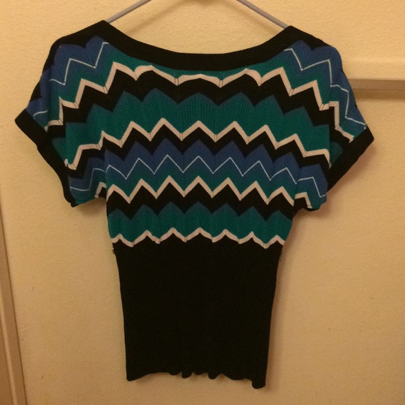 Like new! Belladini girls shirt size M. - Picture 4 of 4